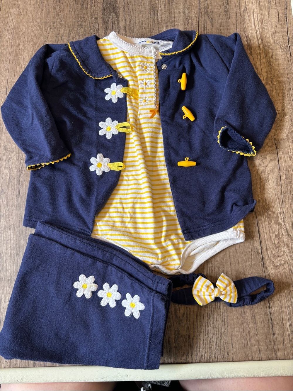 Vintage 90s 2000s Y2K Toddler Girl Outfit Daisy Floral Flower Set Clothes 24M